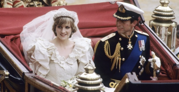 1981년 고 다이애나 왕세자비와 찰스 왕세자의 결혼식. (인터넷 커뮤니티)