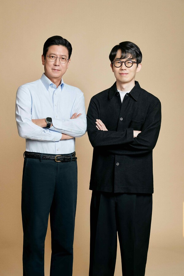 (왼쪽부터)김정욱·강대현 넥슨 공동대표.(넥슨)