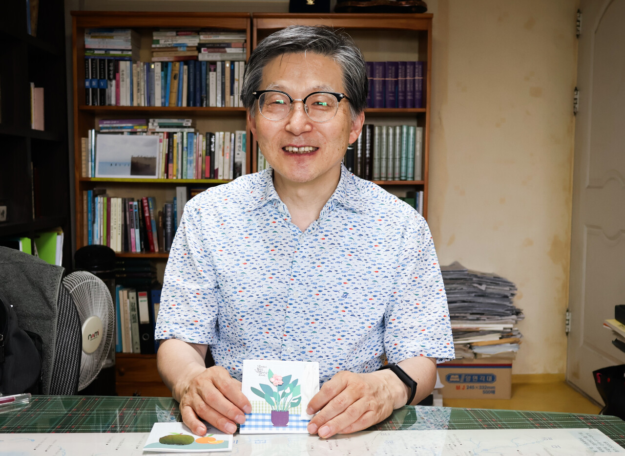 '당연하지'라는 장벽을 넘어야 감사할 수 있다고 말하는 박인규 교수 (사진=참행복나눔운동 제공)